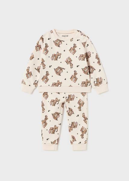 πυτζαμα total look